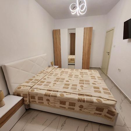 Nevi Apartment Тирана Екстериор снимка