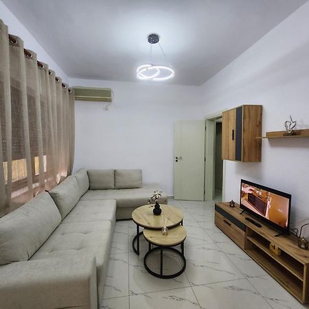 Nevi Apartment Тирана Екстериор снимка