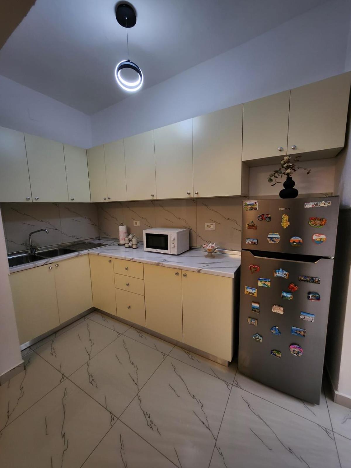 Nevi Apartment Тирана Екстериор снимка